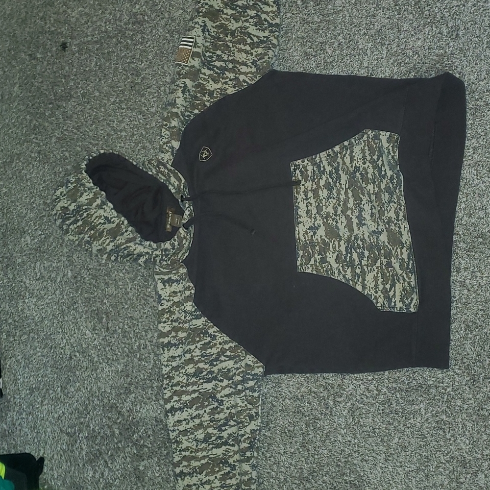 ariat sweatshirt
